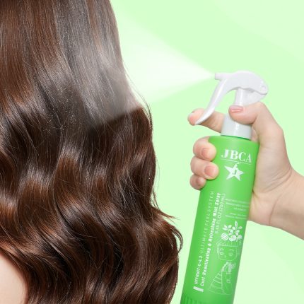 Curl Reactivating & Refreshing Mist Spray - Image 8